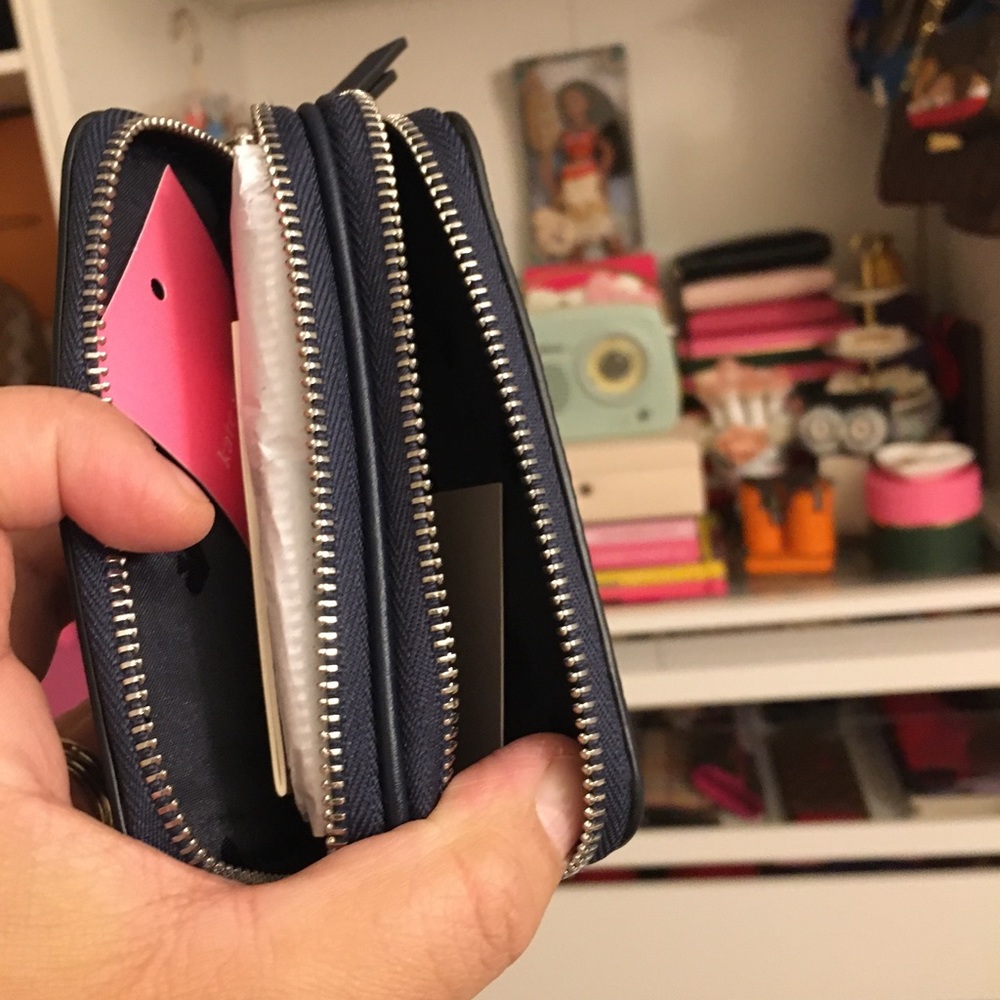 🌴SUMMER SALE🌴💯✔️Authentic Kate Spade  Wallet - Picture 8 of 11